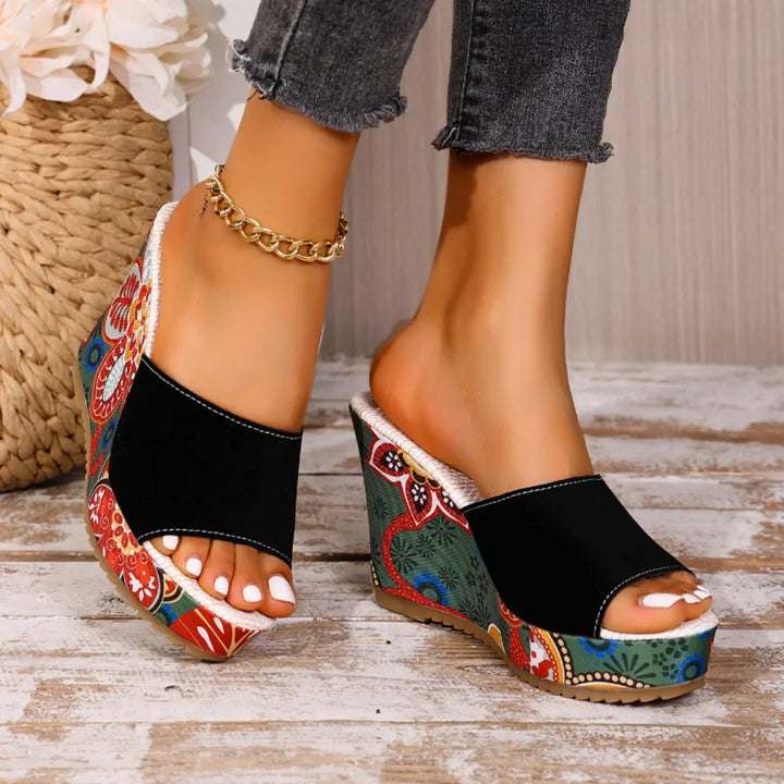 Joelle™ — Mules sculpturales à talon fleuri