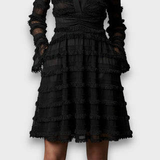 Noémie™ — Robe noire élégante à texture raffinée